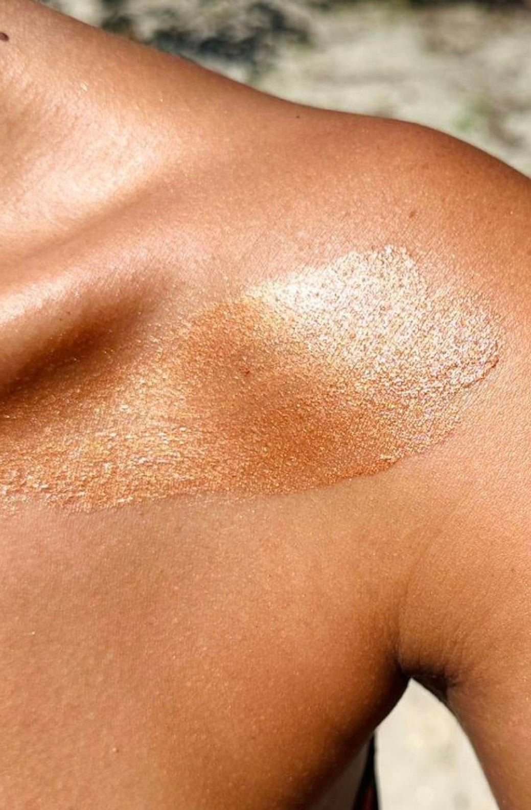 Aurum bronceador iluminador